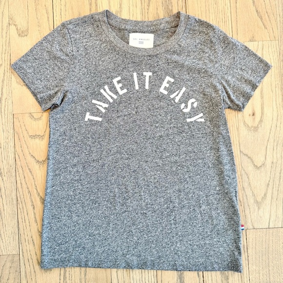 Sol Angeles Tops - Sol Angeles Women’s Classic Heathered Gray ‘Take It Easy’ Graphic Tee Size XS